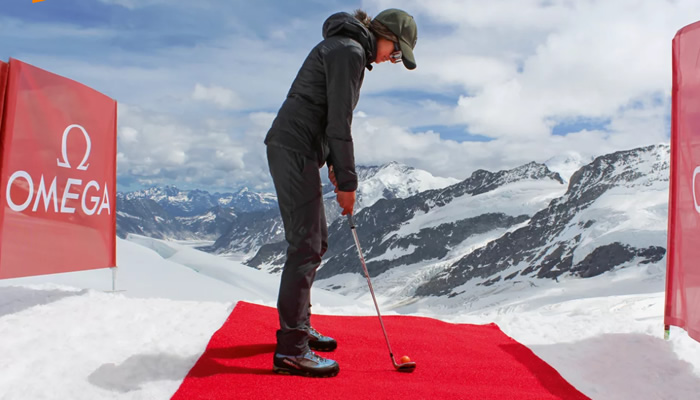 Golfe na neve Omega em Jungfrau