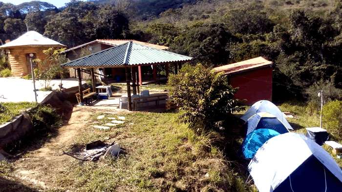 Camping em São Thomé das Letras: Cogumelos Camping Rock