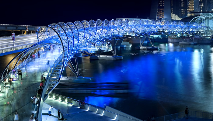 O que fazer em Singapura: A ponte helicoidal Helix Bridge