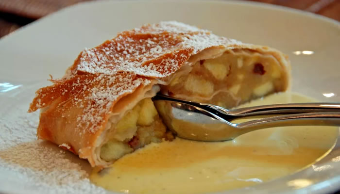 Doces Típicos da Região Sul do Brasil: Apfelstrudel (torta de maçã)
