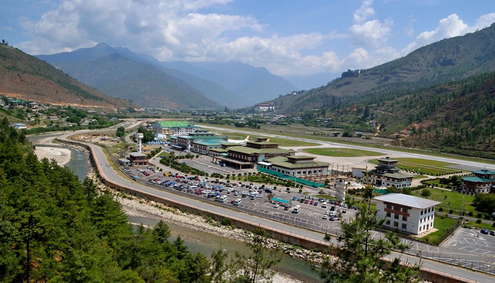 Aeroporto Internacional de Paro, no Butão