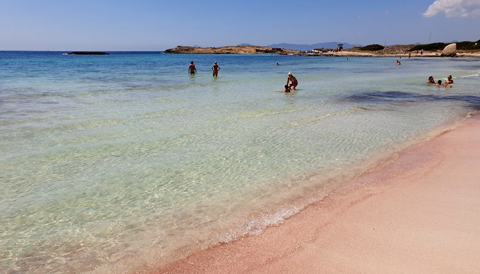 Praias de Areia Rosa pelo Mundo: Praia Rosa de Ses Illetes - Formentera (Espanha) 