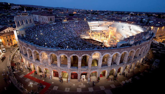 Festas Típicas da Itália: Festival de Ópera de Verona