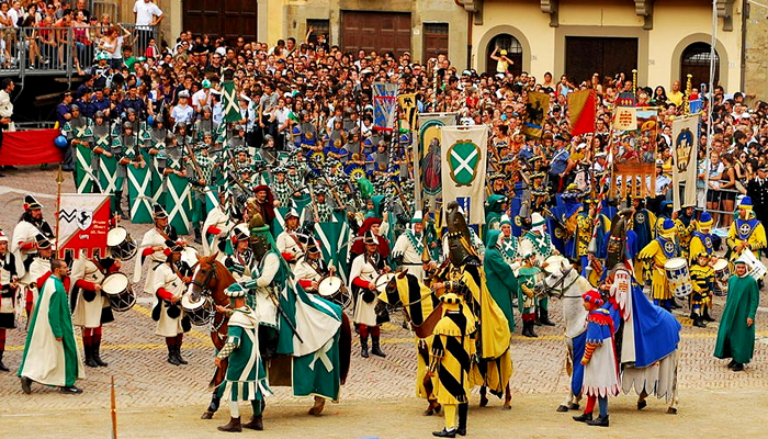 Festas Típicas da Itália: Giostra del Saracino