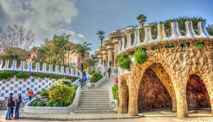 Os países mais visitados do mundo: Parque Guell, em Barcelona, na Espanha