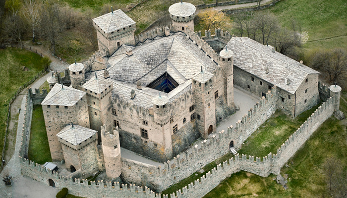 Castelos Incríveis da Itália: Castello di Fénis