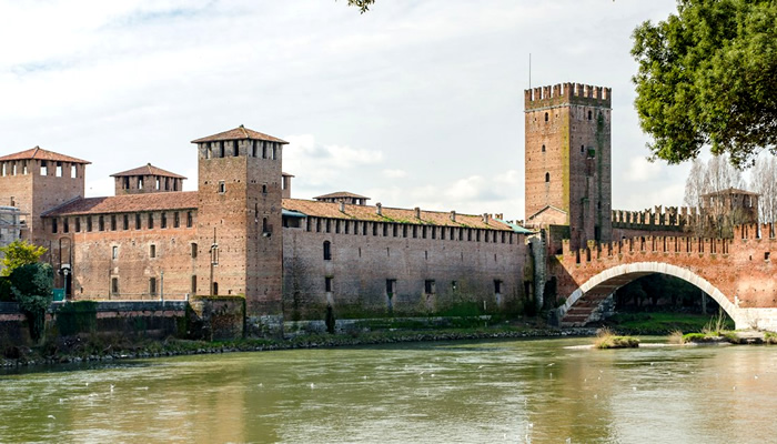 Castelos Incríveis da Itália: Castelvecchio