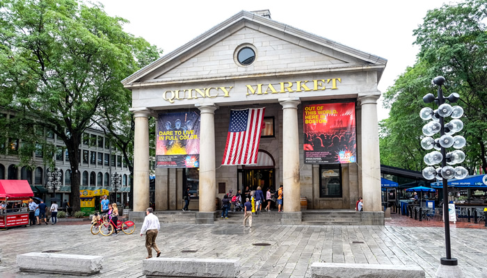 Passeie pelo mercado histórico de Boston