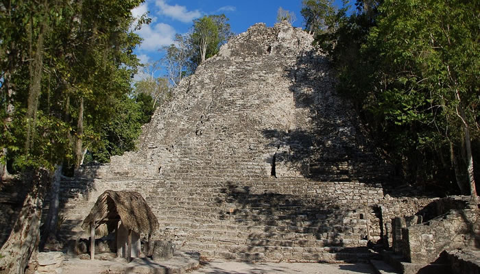 As Pirâmides Mais Incríveis do México: La Iglesia, em Coba