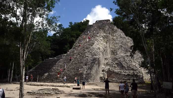 As Pirâmides Mais Incríveis do México: Pirâmide Nohoch Mul, em Yucatán