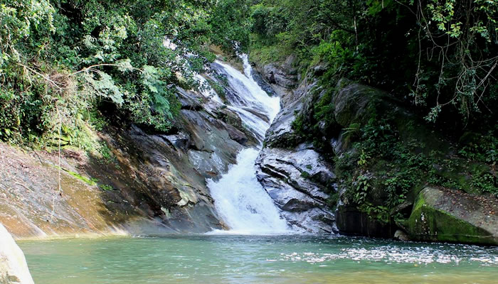 As melhores cachoeiras perto de Curitiba: Cachoeira da Quintilha
