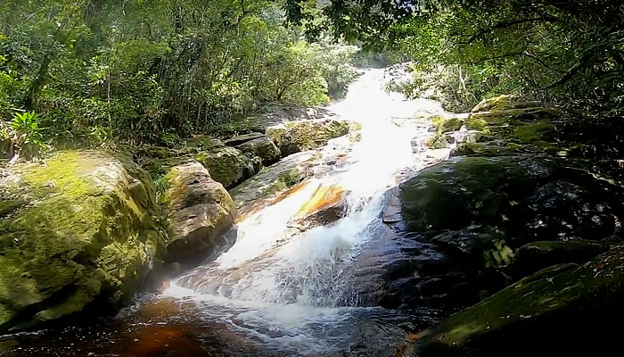 As melhores cachoeiras perto de Curitiba: Cachoeira do Bom Jardim