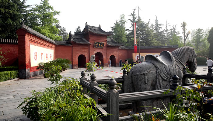 Templos Incríveis da China: Templo do Cavalo Branco