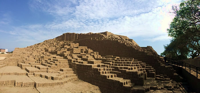 A pirâmide de Huaca Pucllana
