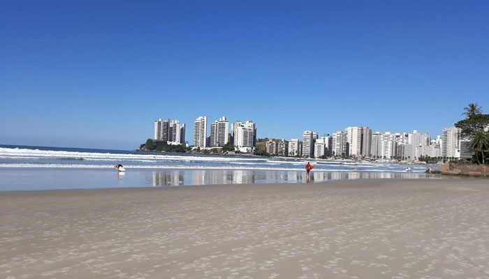 As melhores praias do Guarujá: Praia das Astúrias