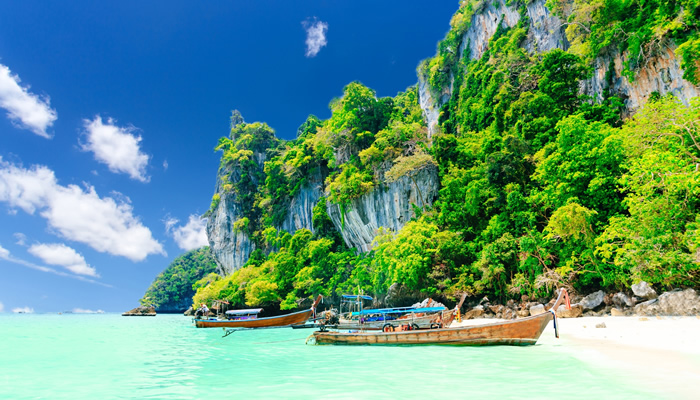 Cenário paradisíaco na Ilha dos Macacos (Tailândia)