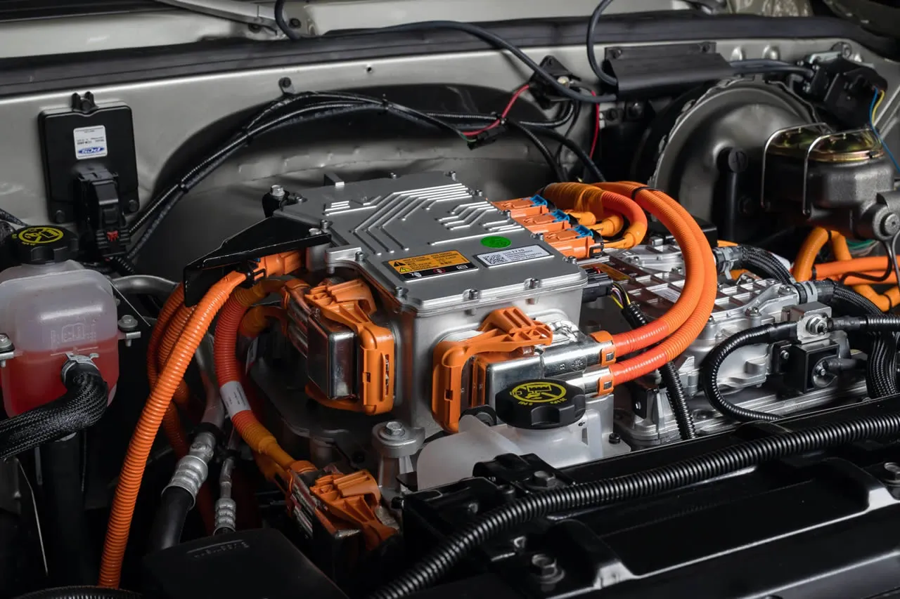 Converter um carro comum em elétrico: motor kit de conversão