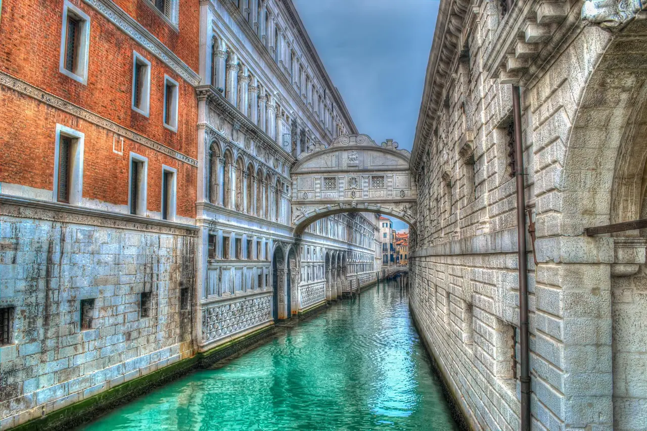 Ponte dos Suspiros (Veneza)