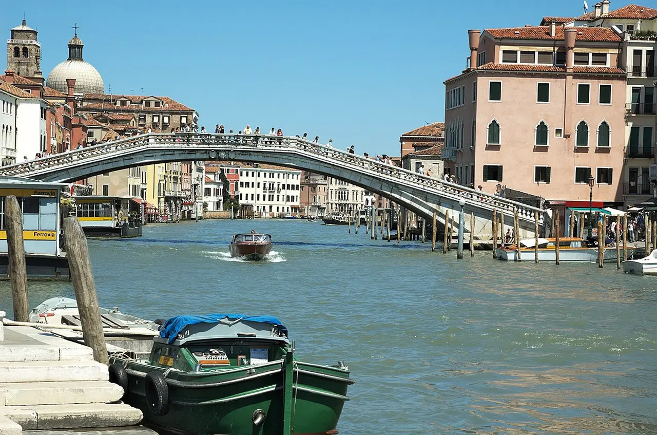 Ponte Scalzi (Veneza)