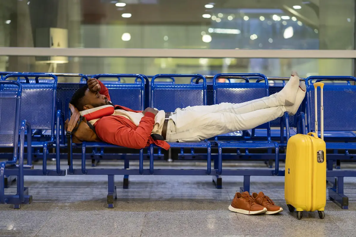 10 dicas para dormir em aeroporto sem se arrepender pela conexão
