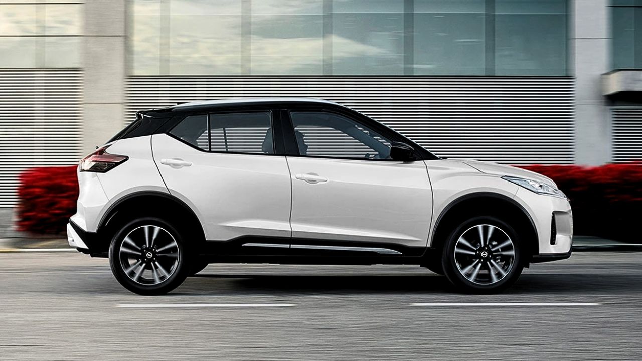 2025 Nissan Kicks Awd