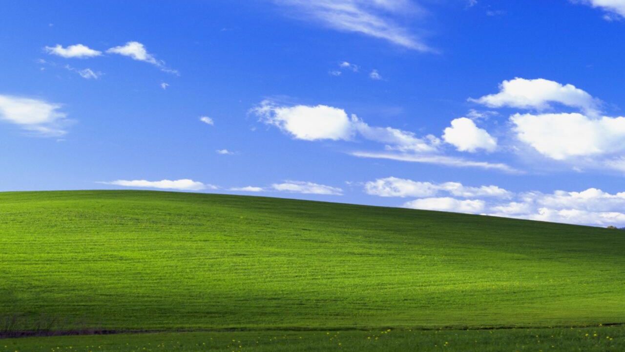 Windows XP. Paisagem de colina do windows.